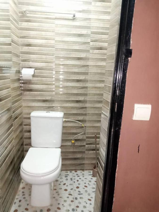 Residence Lynda Prestige Ουαγκαντουγκού Εξωτερικό φωτογραφία