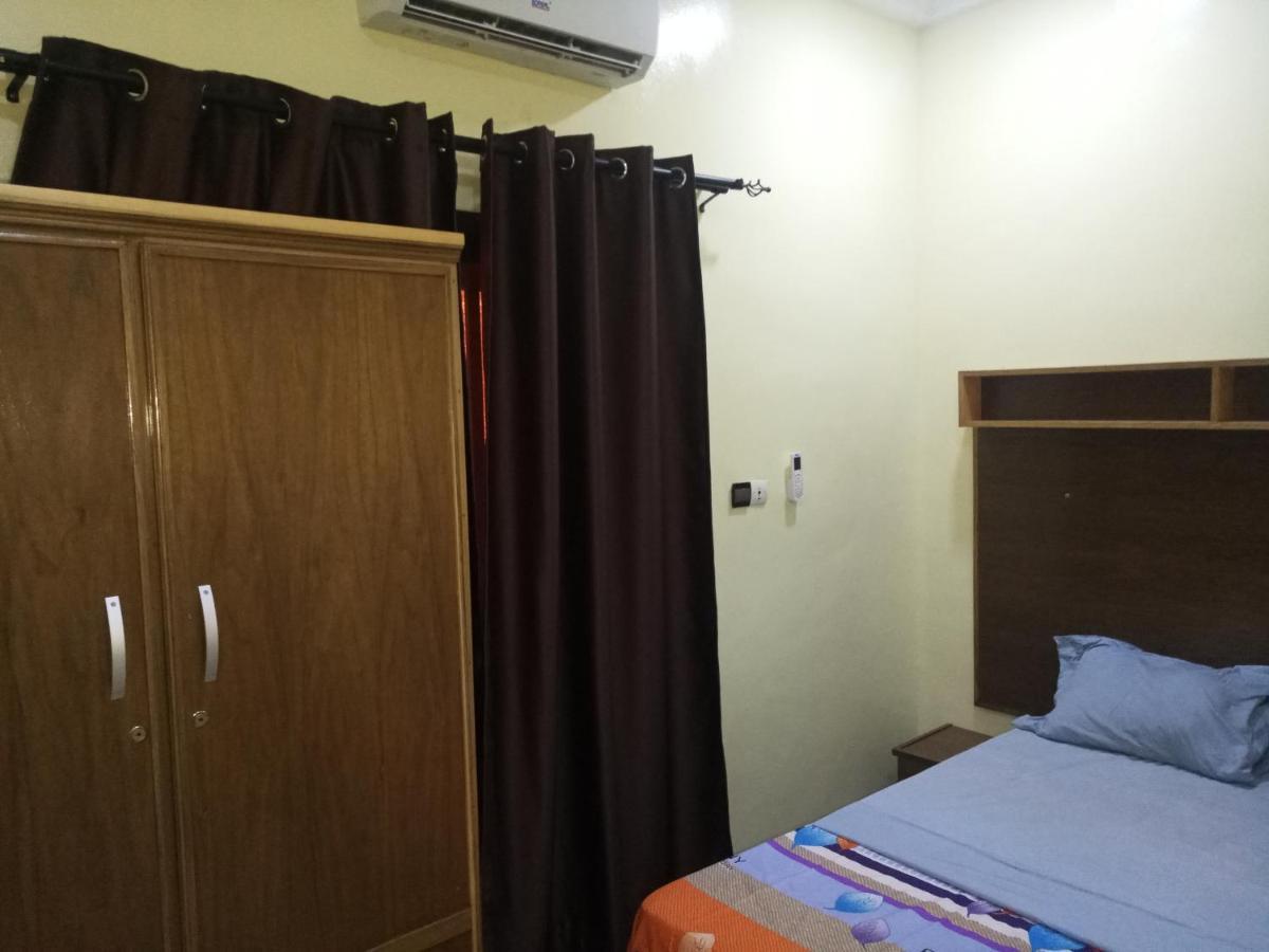 Residence Lynda Prestige Ουαγκαντουγκού Εξωτερικό φωτογραφία