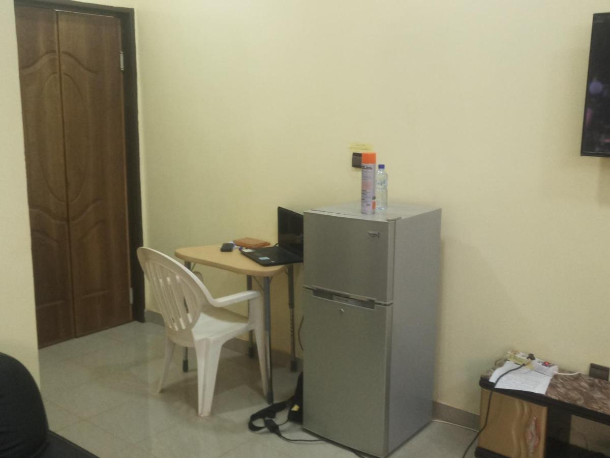 Residence Lynda Prestige Ουαγκαντουγκού Εξωτερικό φωτογραφία