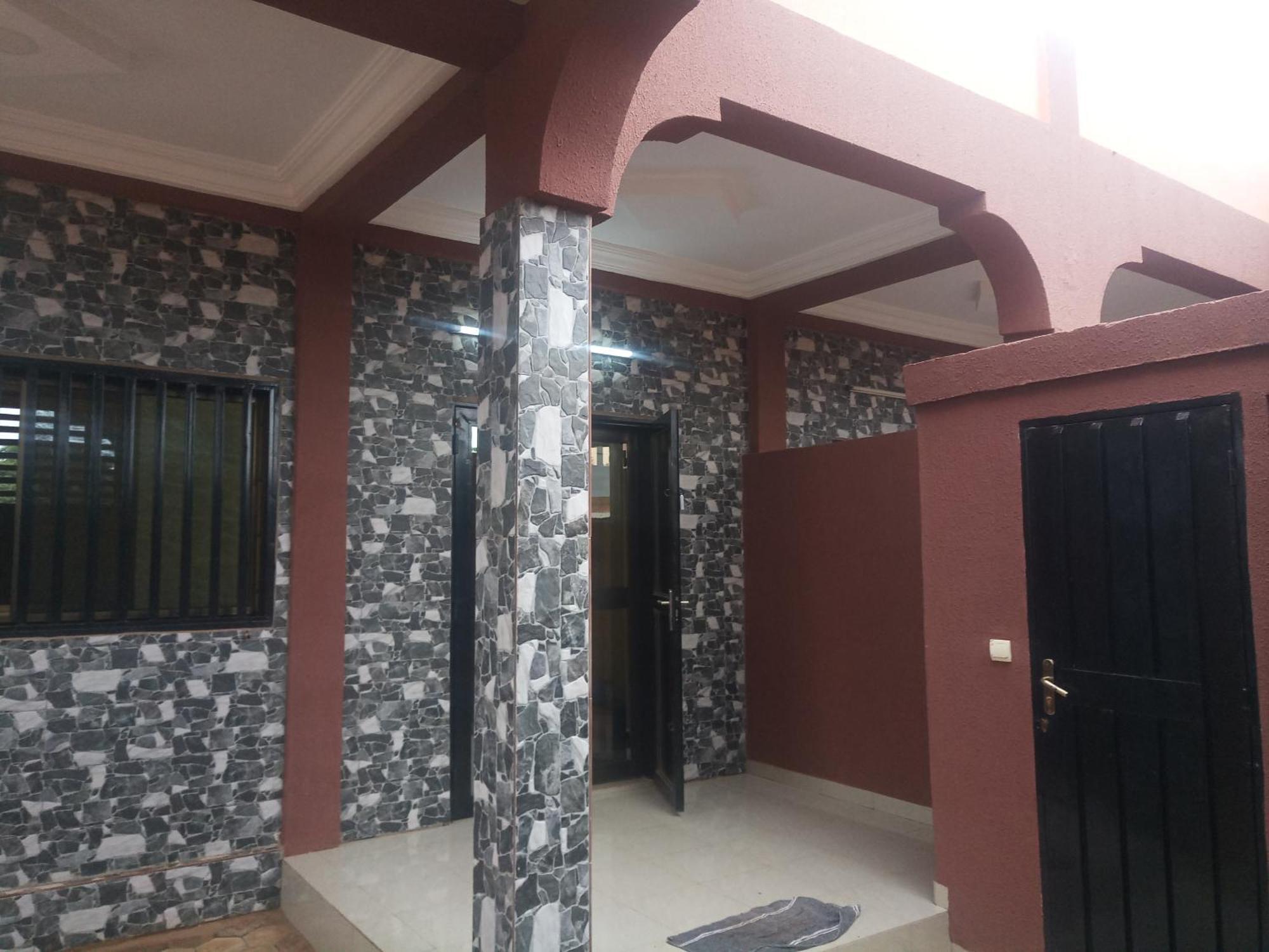 Residence Lynda Prestige Ουαγκαντουγκού Δωμάτιο φωτογραφία